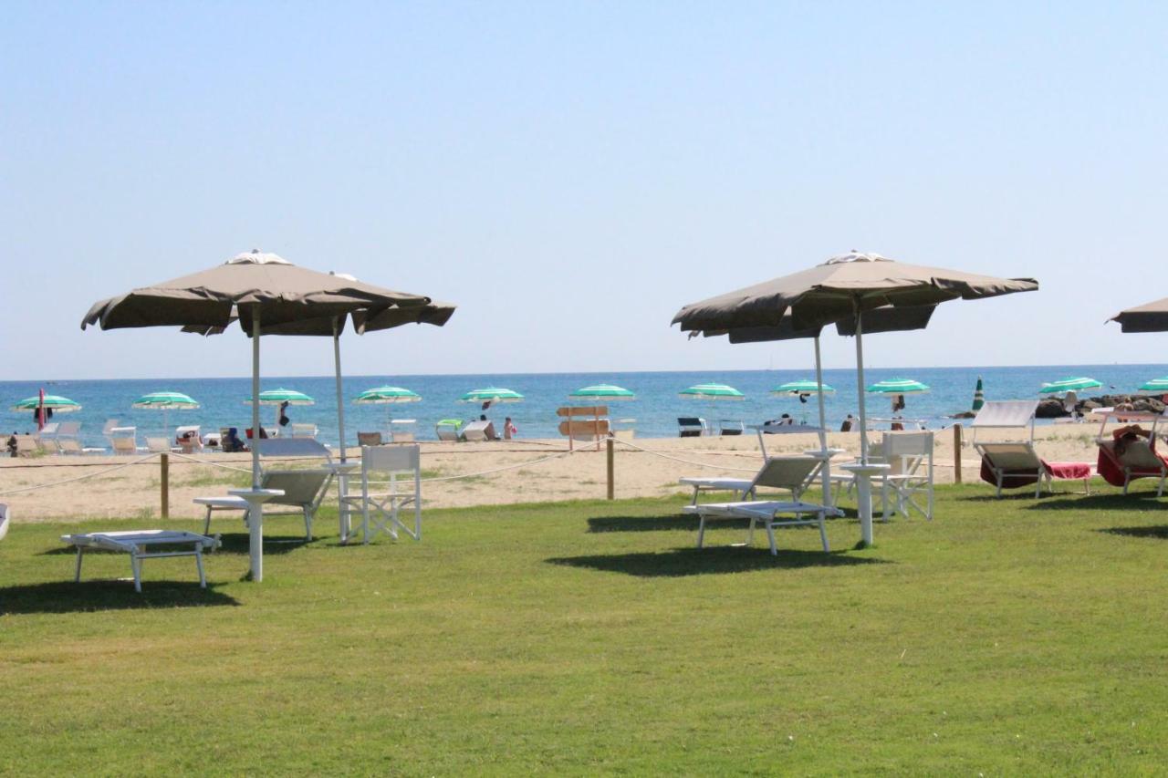 Circeea Beach B&B 산펠리체치르체오 외부 사진